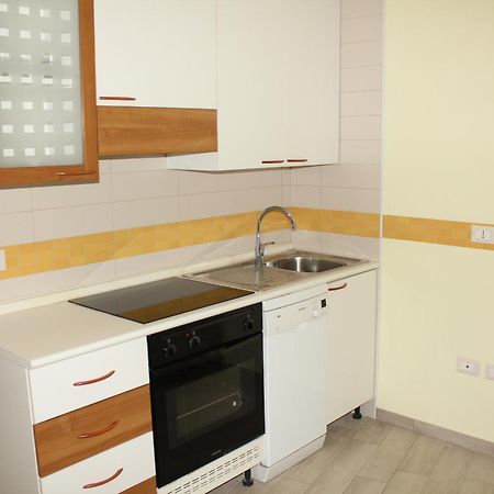 B&B Il Giardino In Citta - Parcheggio Privato Gratuito Foggia Exterior photo